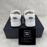 CD B30 White