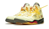 J5 – OFF WHITE SAIL